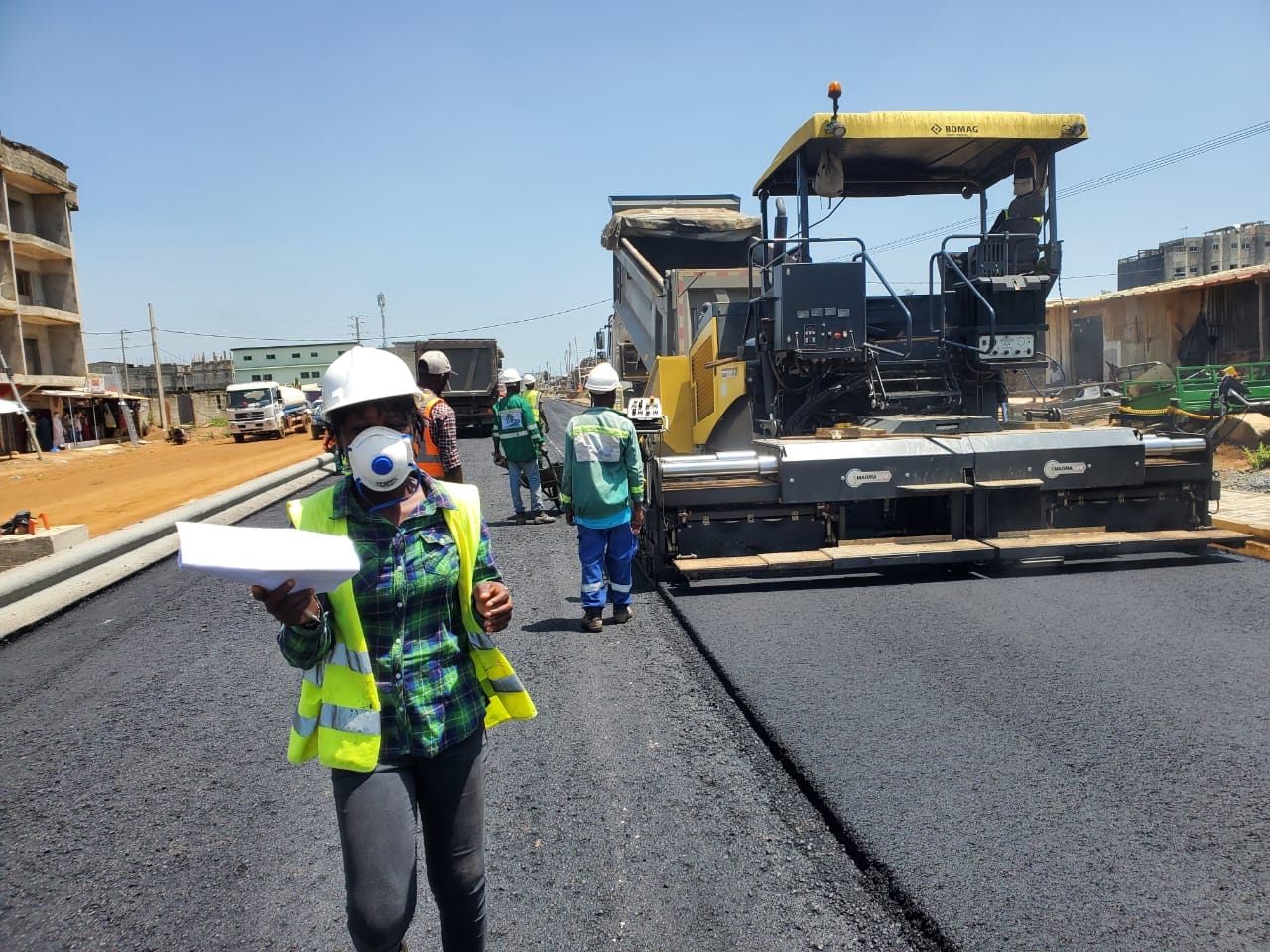 Travaux de prolongement du boulevard latrille dans la commune de cocody à Abidjan en république de Côte d'Ivoire